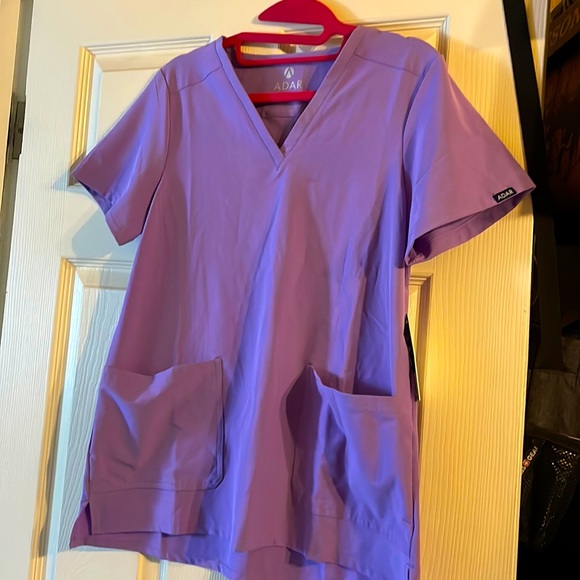Brand NEW Adar Scrubs Set 💜☪️👑 - Picture 1 of 3